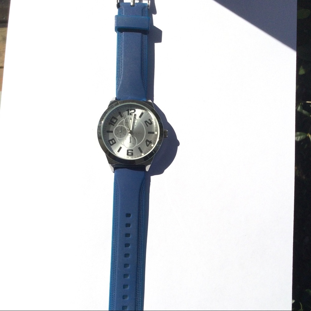 LARGE NUMBERS EASY TO READ WATCH